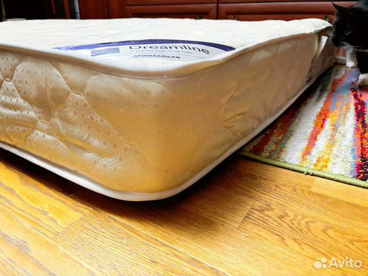 Матрас 140х200 бу