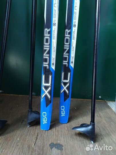 Пластиковые беговые лыжи и обувь к ним