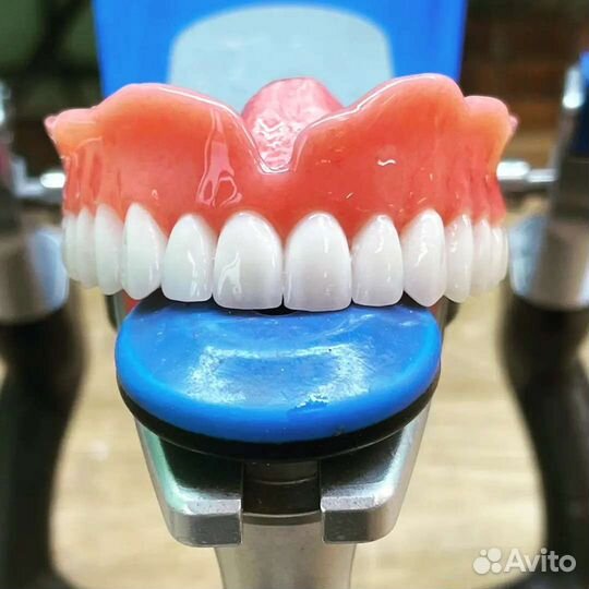 Зубной техник съемное протезирование