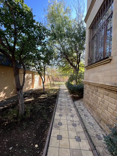 Дом 391 м² на участке 10 сот.