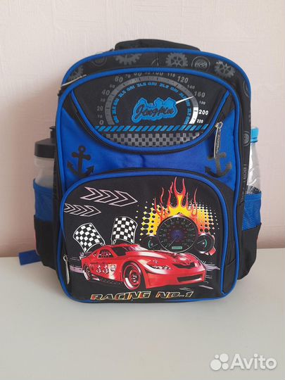 Рюкзак школьный для мальчика новый