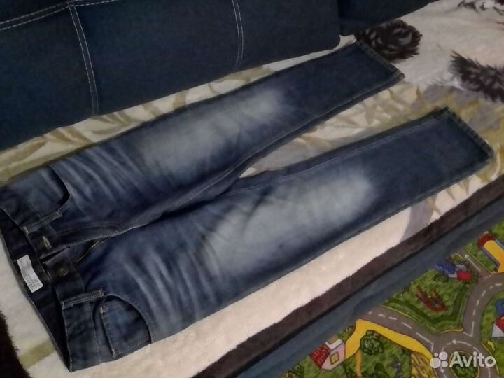 Джинсы