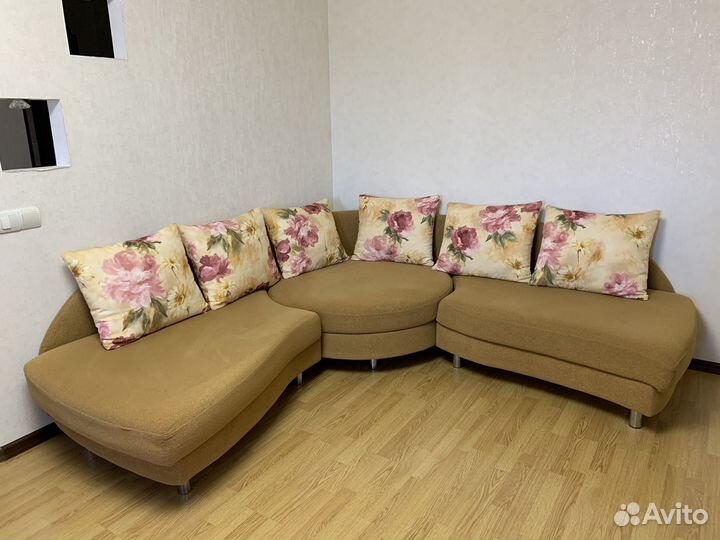 Угловой диван
