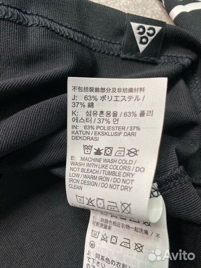 Nike ACG Volcano Tee Лонгслив с принтом Новый