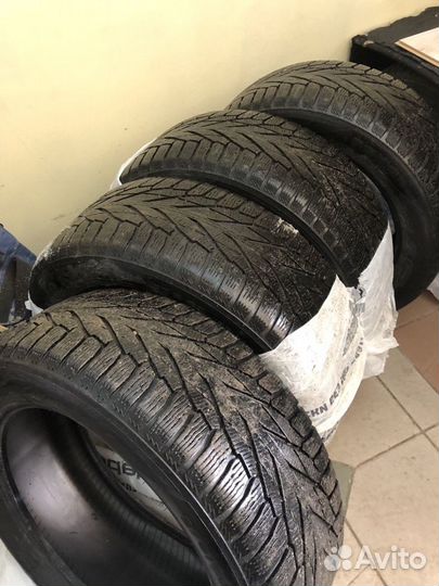 Nokian Tyres Hakkapeliitta R2 SUV 275/50