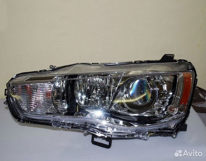 Фара левая Митсубиси Аутлендер 2 хл XL 2010