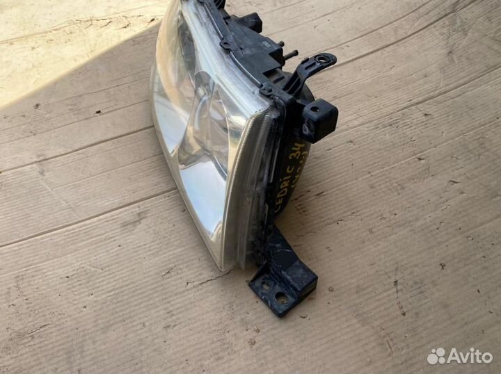 Фара Nissan Cedric Y34 2001г 16-29