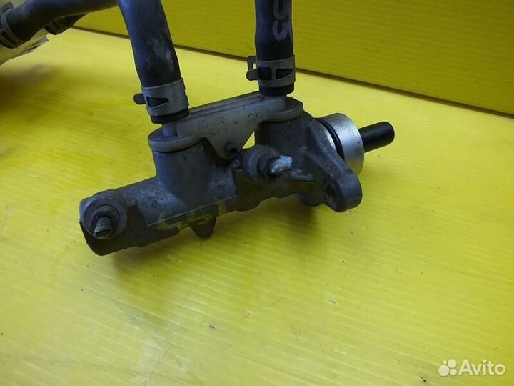 Главный тормозной цилиндр