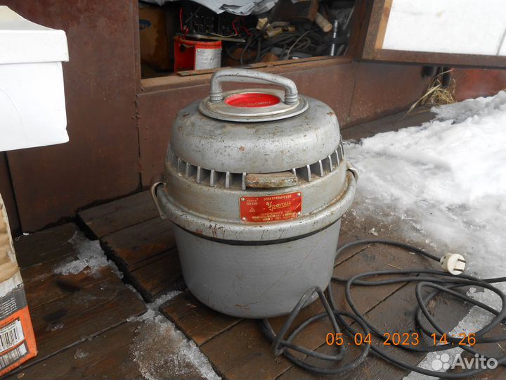 Пылесос Уралец 1965 год