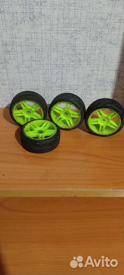 Шоссейные колеса 1/10