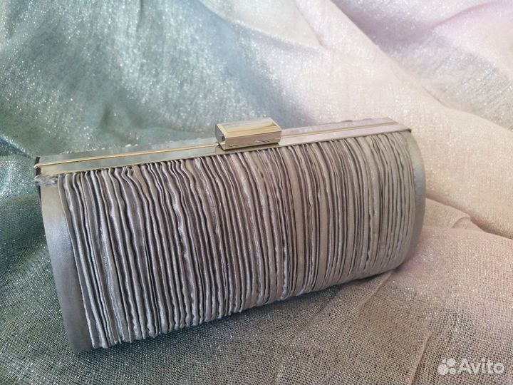 Клатчи женские вечерние 3 шт