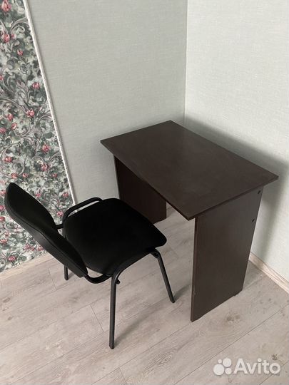 Письменный стол