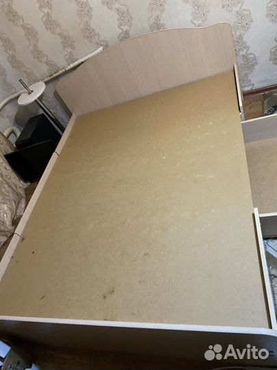 Двухспальная кровать