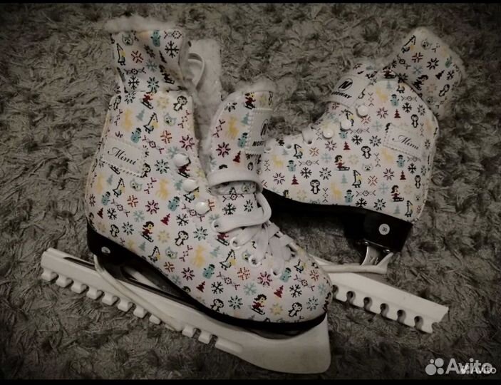 Коньки фигурные детские 30 размер