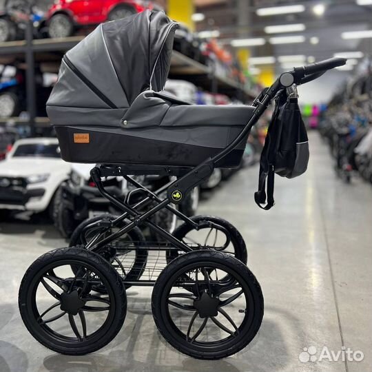 Коляска 3 в 1 и 2 в 1 новая