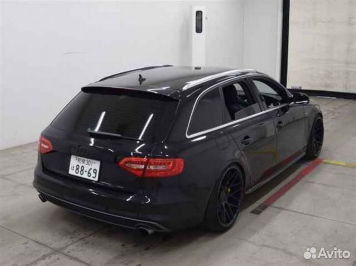 В разборе Audi A4 Avant (B8) 2012г. рестайлинг, 