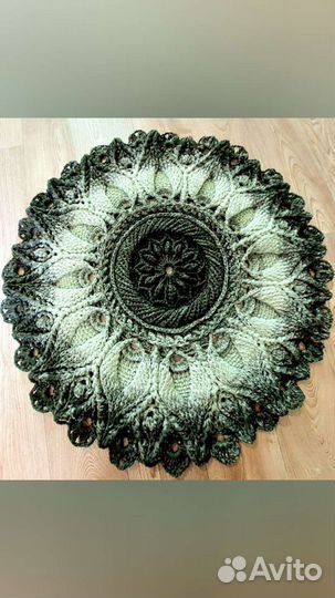 Ковер вязаный