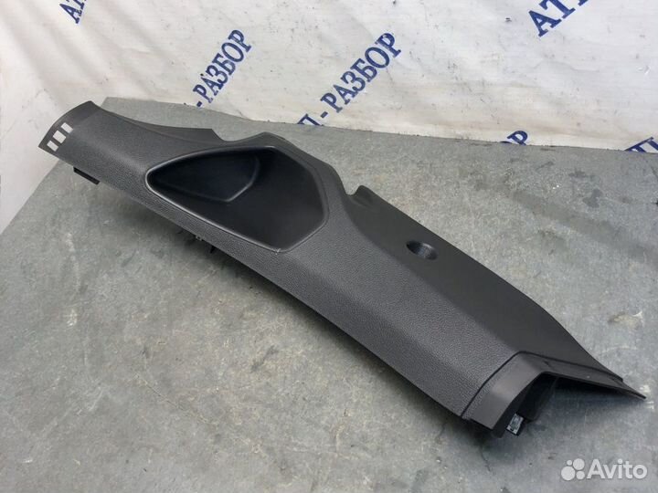 Накладка внутреннего порога задняя левая Ford