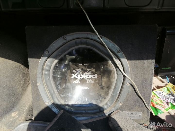 Продам сабвуфер