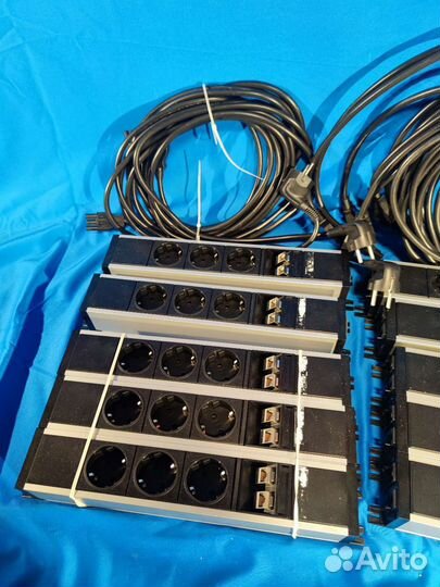 Блок розеток EVOline U-Dock Data Small 960.00.059