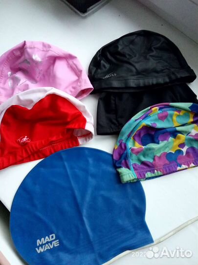Шапочки и очки д/бассейна