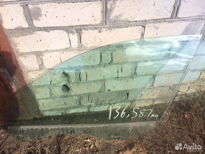 Стекло боковое Bmw 5 E60