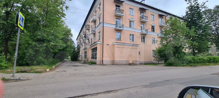 Торговое помещение, 330 м²