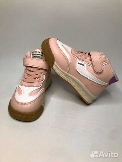 Ботинки для девочки