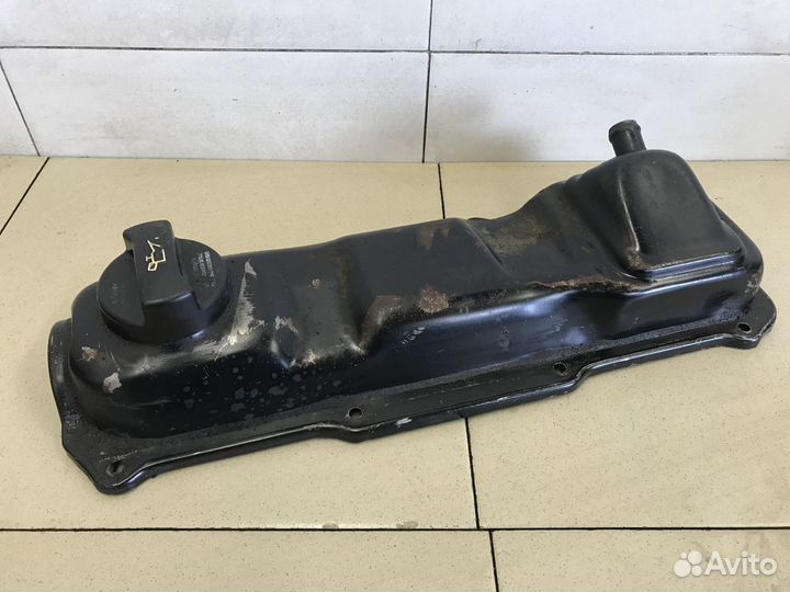 Крышка головки блока (клапанная) 80/90 B3 1986-199