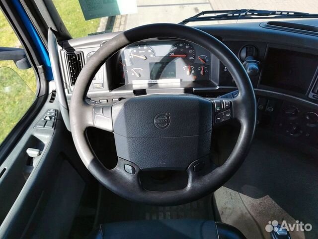 Pазбираем грузовик Volvo FM 2005-2008