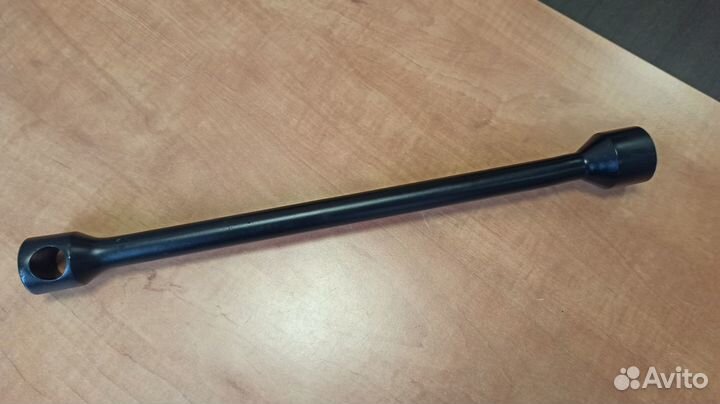 Ключ балонный для JCB 825/99928