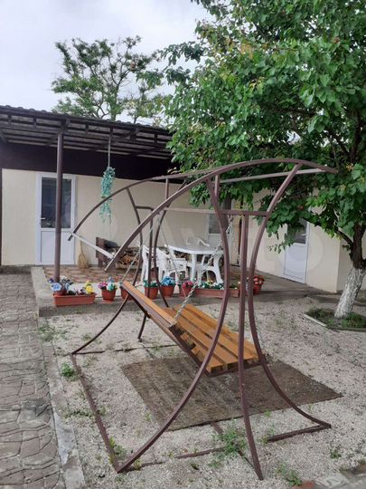 Дом 180 м² на участке 11 сот.