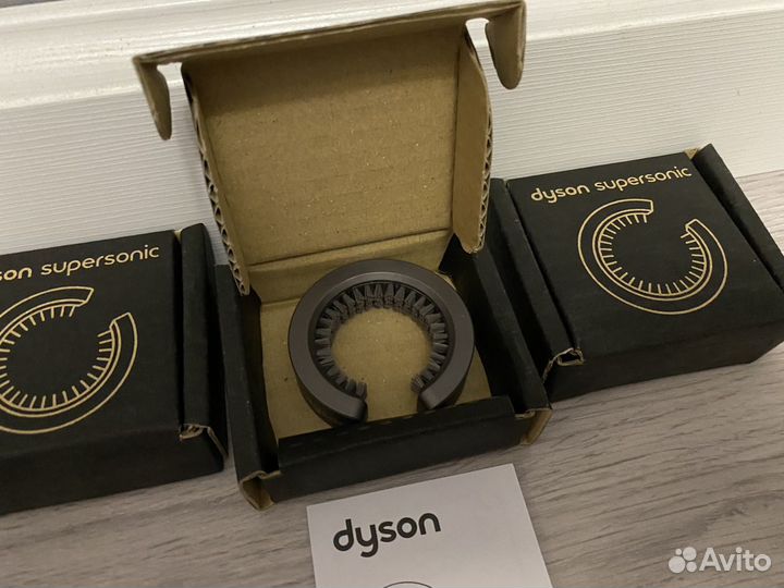 Щетка для чистки фена Dyson supersonic новая