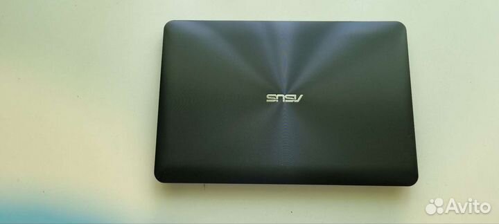 Asus X555L core i7 /8Gb/gt920 2Gb/1tb