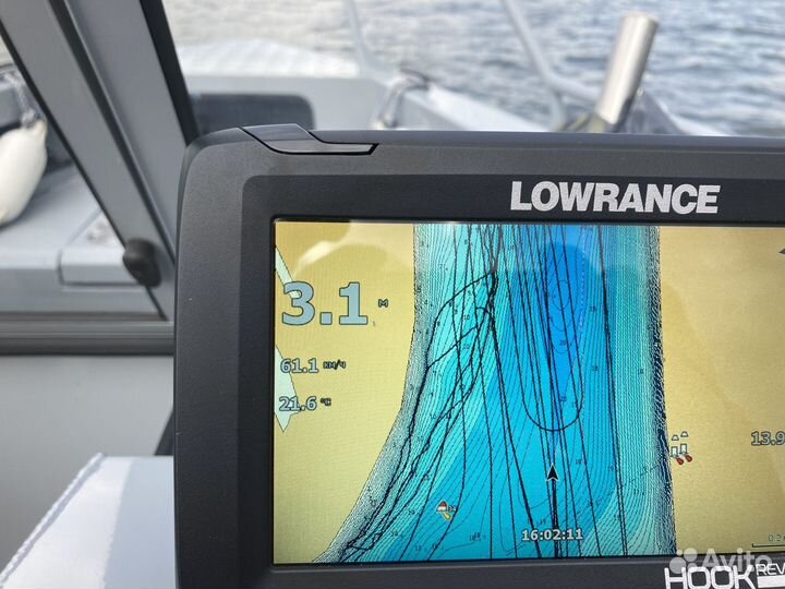 Катер с мотором Suzuki DF60A