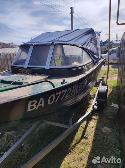 Лодка виндбот