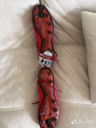 Бутсы nike hypervenom