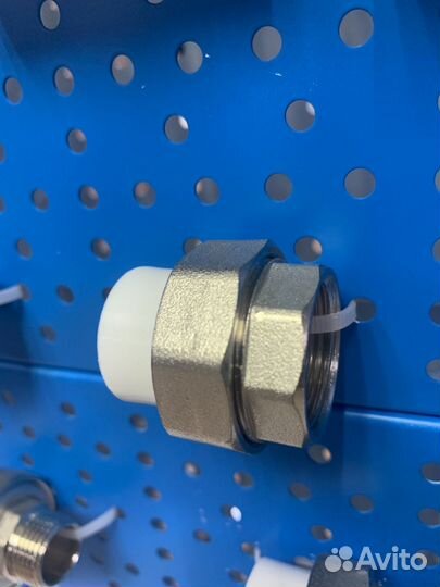 PP-R Муфта комбинированная разъемная (американка)