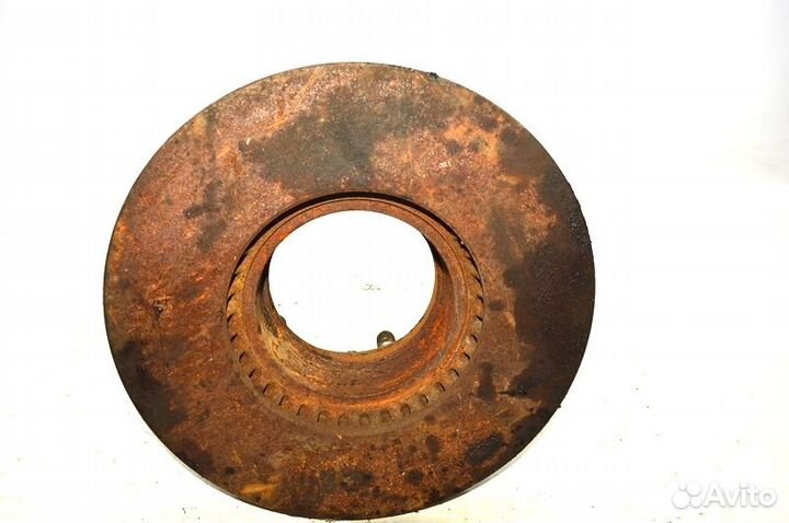 Тормозной диск переднего моста, правый iveco EuroC