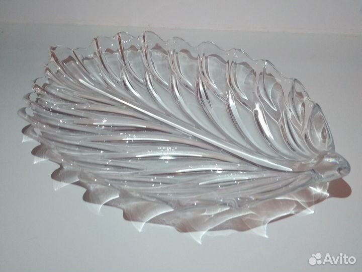 Блюдо из стекла