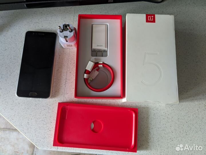 OnePlus 5 A5000 8GB/128GB