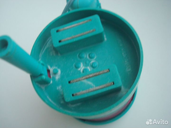 Фонарь и автозарядка USB в прикуриватель, за 2 шт