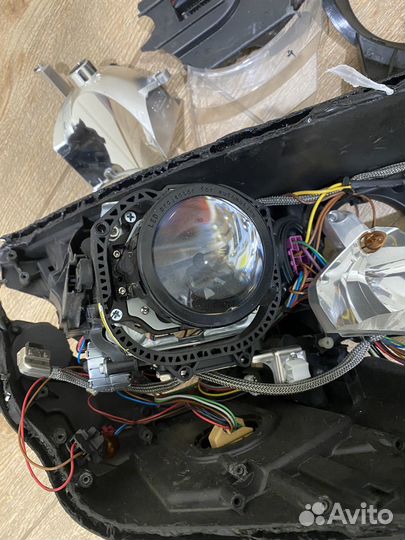 Фара ксенон правый шкода октавия а7