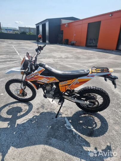 Avantis dakar 250 twincam