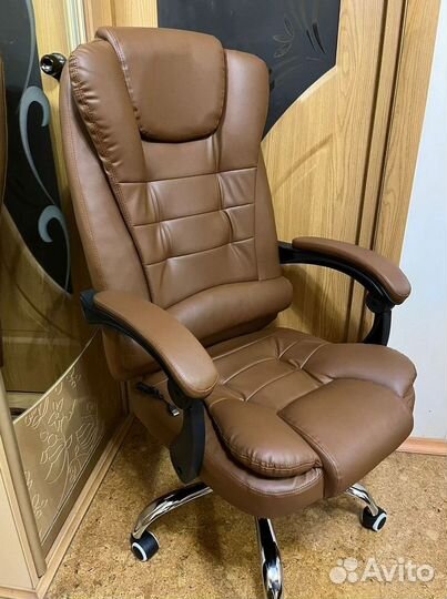 Офисное кресло (геймерское). Кресло для директора