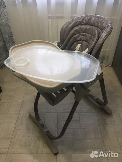 Стульчик для кормления Chicco Polly Magic