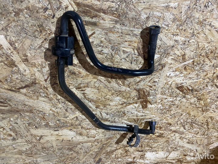 Трубка вакуумная Клапан VW Touareg GP 02-10