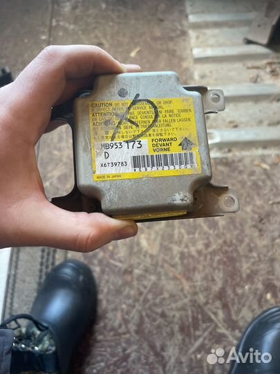 Блок airbag mitsubishi lancer 7