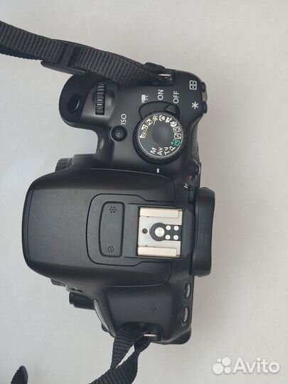 Canon 650d пробег всего 14т.к сенсорный поворотный