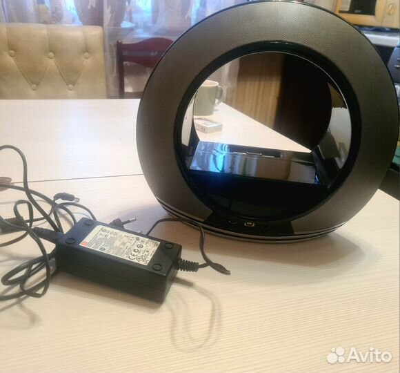 Портативная акустика JBL Radial 30 Вт